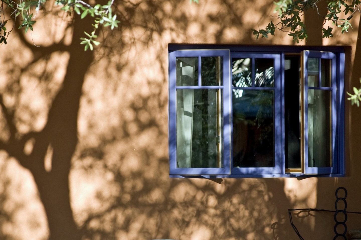 Leis condenando o bloqueio à luz do sol existem desde a Roma antiga, mas raramente são cumpridas