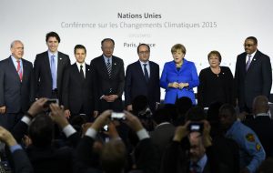 Chefes de estado reunidos na abertura da COP-21