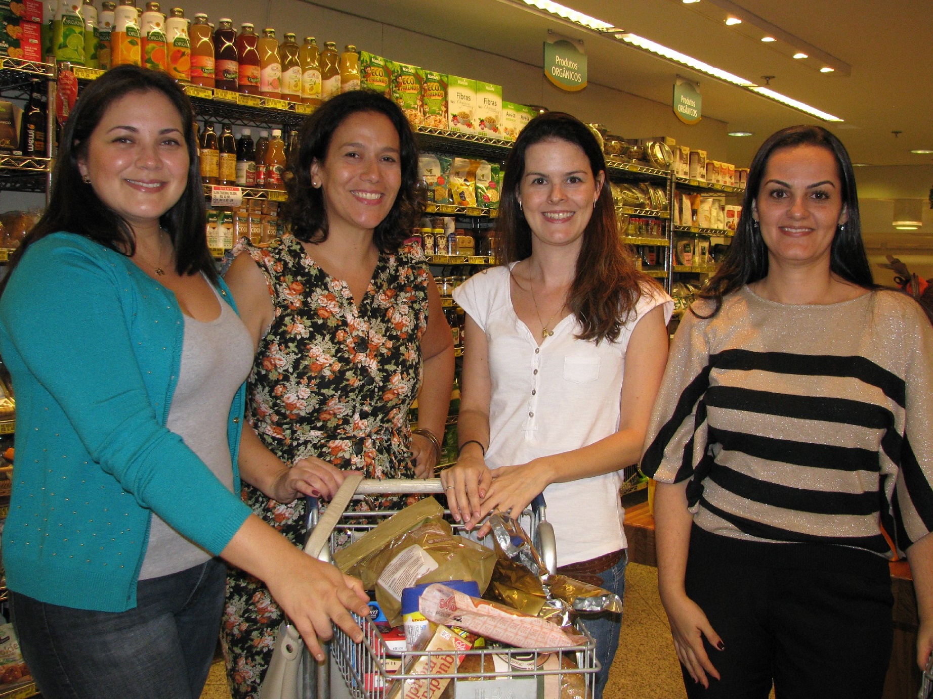 Karina Campo, Mariana Claudino, Cecilia Cury e Priscilla Tavares: coordenadoras do #poenorotulo ainda no início da campanha