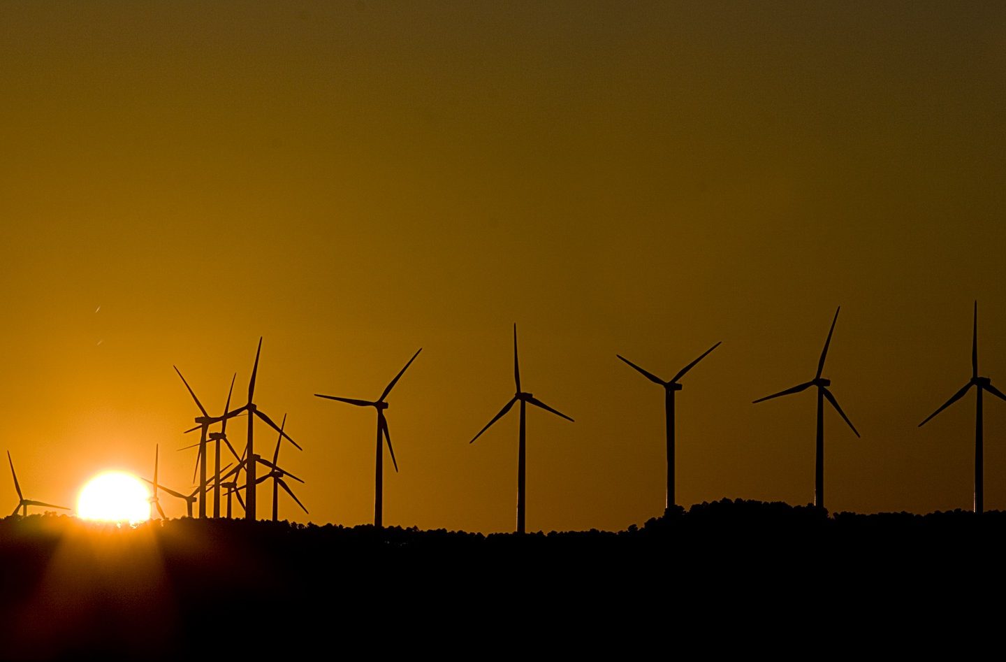 Em toda a Bahia, 46 projetos de energia eólica já estão em operação, espalhados por 23 municípios, todos no semiárido. Pelo menos, mais 40 usinas estão em construção e há projetos para outras 100