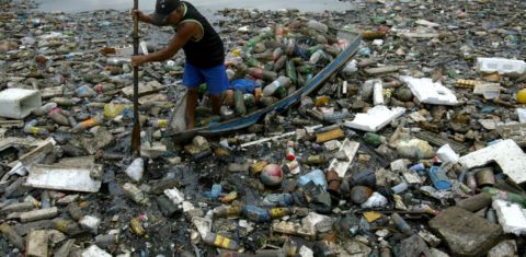 Doenças "antigas" como diarreias, hepatite A, verminoses, esquistossomose, leptospirose e dermatites, ganharam a companhia de surtos provocados pelo mosquito