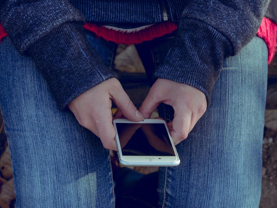 Smartphone da Apple: estudo mostra que assistentes virtuais de celulares não reconhecem frase "Fui estuprada"