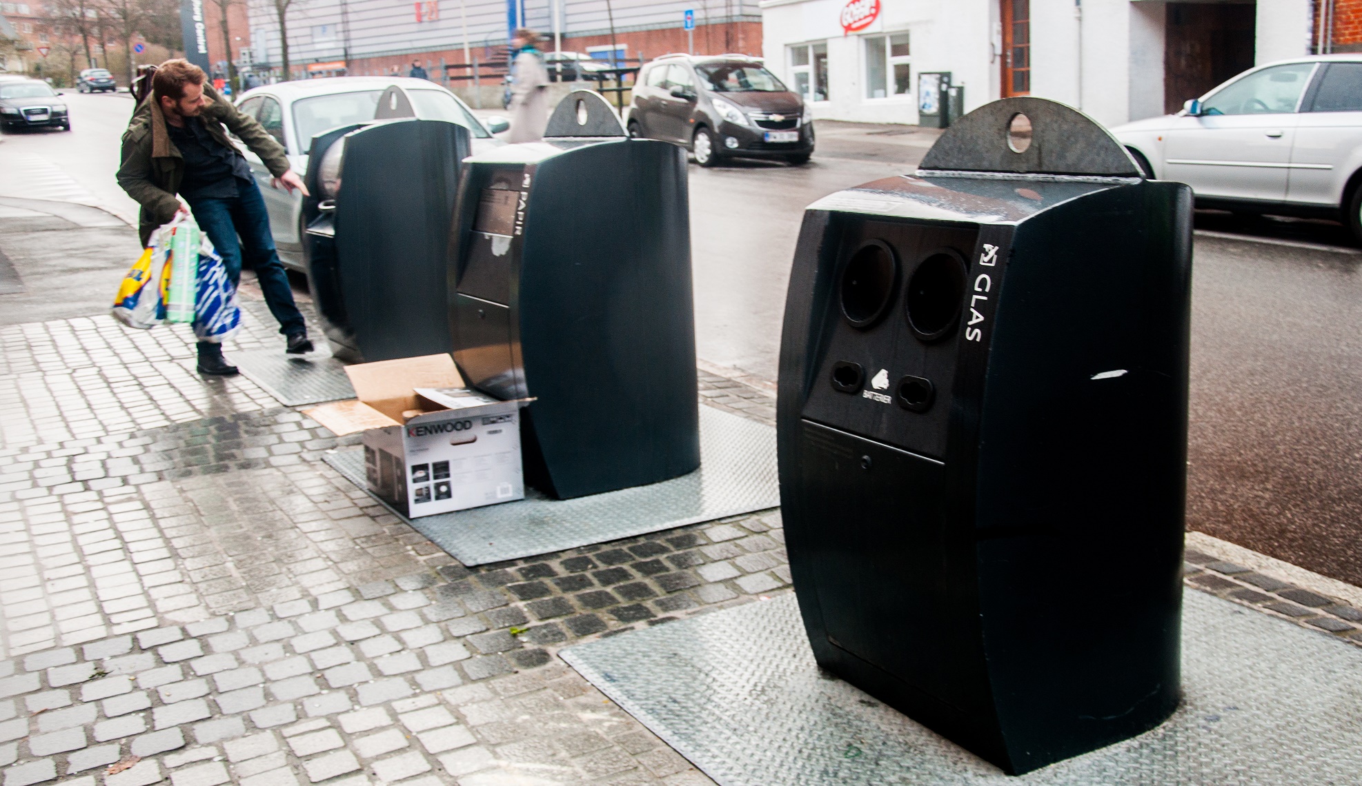A cidade de Aarhus, com 300 mil habitantes, reciclou 30% do lixo em 2013, e a meta é chegar a 50% em 2022