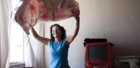 Como muitas outras pessoas no Brasil, Iara não sabia quase nada sobre a Hepatite C antes de receber o diagnóstico