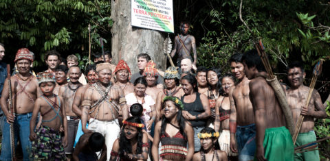 Manifestação dos Mundurukus contra a hidrelétrica de Tapajós. Foto GreenpeaceManifestação dos Mundurukus contra a hidrelétrica de Tapajós. Foto GreenpeaceManifestação dos Mundurukus contra a hidrelétrica de Tapajós. Foto GreenpeaceManifestação dos Mundurukus contra a hidrelétrica de Tapajós. Foto GreenpeaceManifestação dos Mundurukus contra a hidrelétrica de Tapajós. Foto Greenpeace
