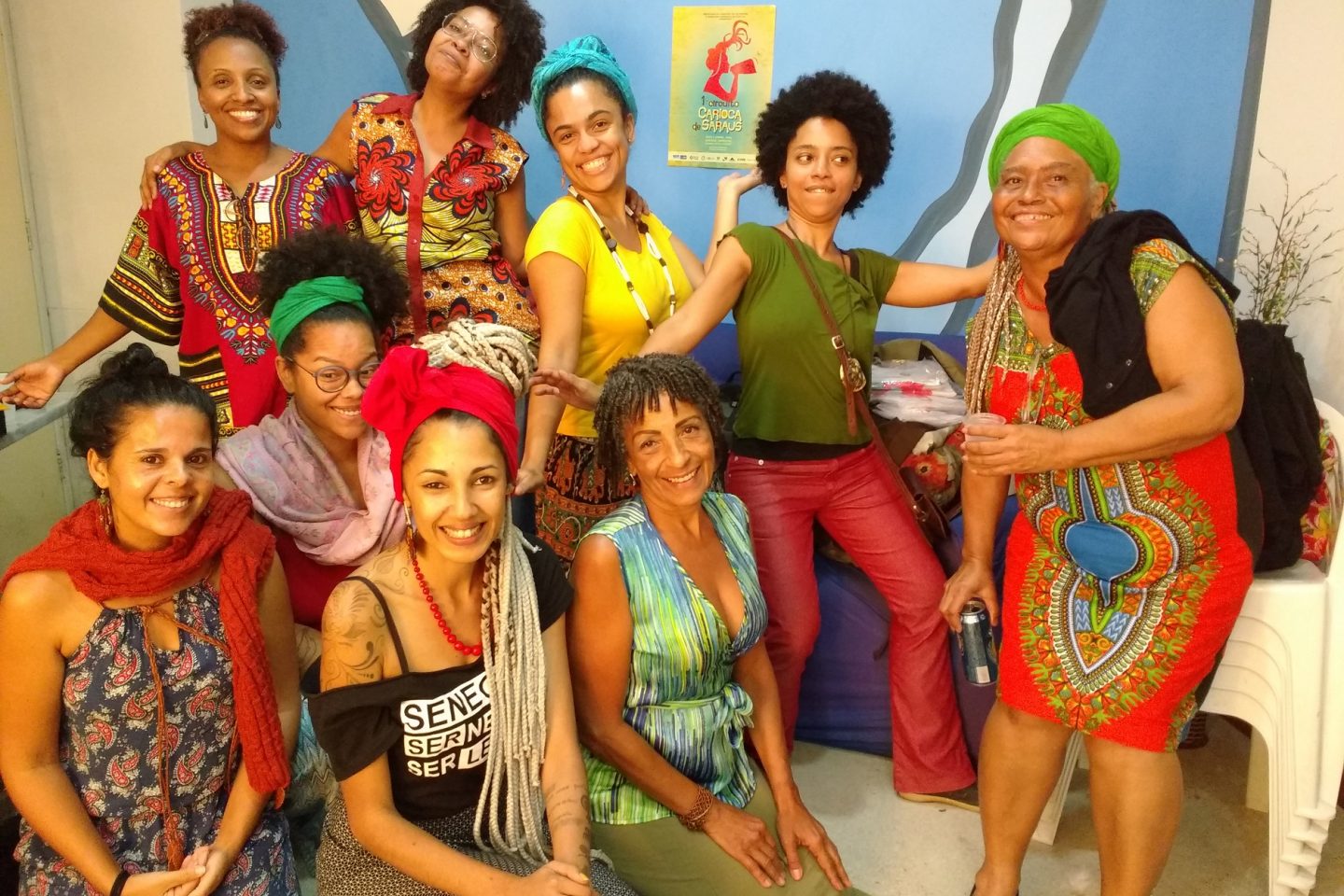 Leila e outras mulheres resolveram criar o espaço, a princípio, para reunir artistas plásticos que já haviam passado pela Pedra e não moravam mais lá