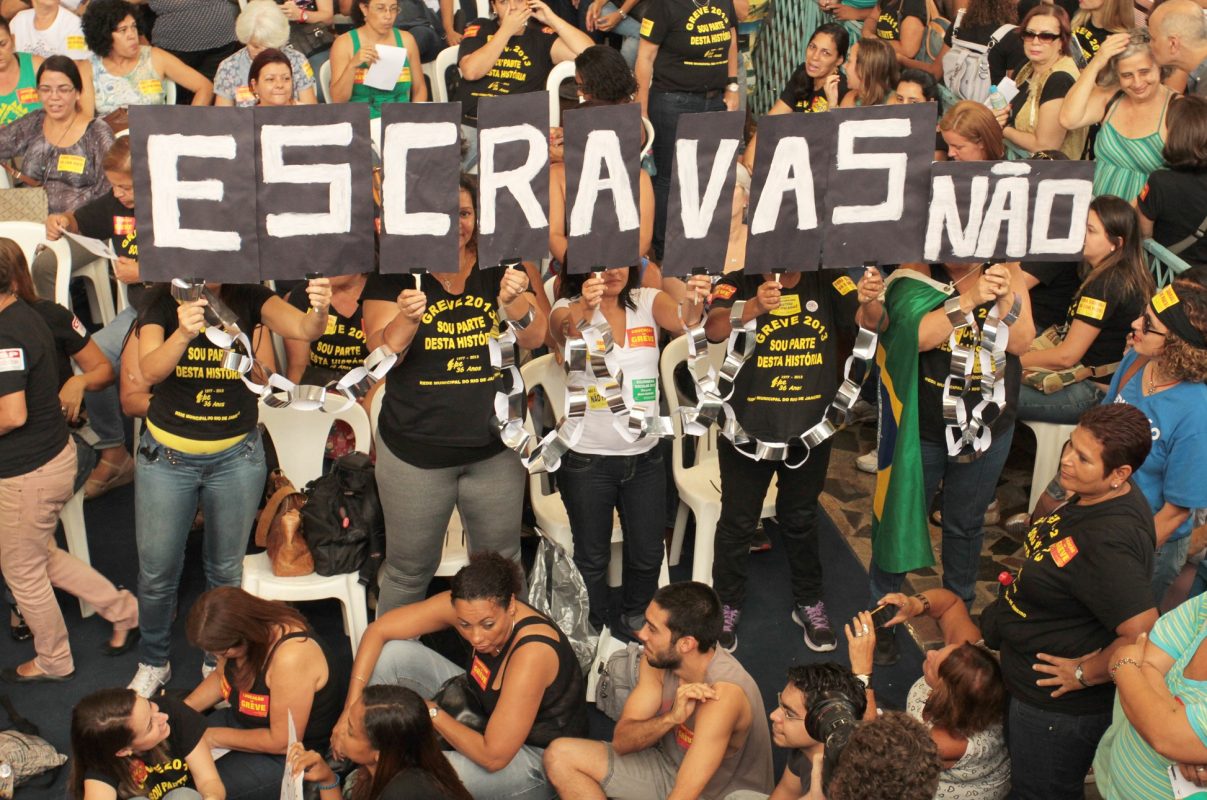 A votação do Plano de Cargos e Salários dos Professores do Rio, em 2013, foi um dos muitos temas que dividiu as bancadas do PRB e do PSOL. Foto de Levy Ribeiro/Brazil Photo Press