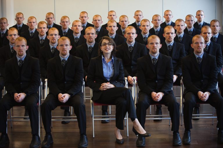 Mesmo nestes tempos de barbárie até os mais néscios se rendem ao óbvio: é bolacha. Foto de Stanislas Merlin / Cultura Creative