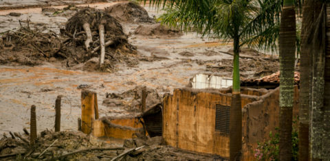 Bento Rodrigues e o acidente da Samarco. Foto de Gustavo Basso/ AFP
