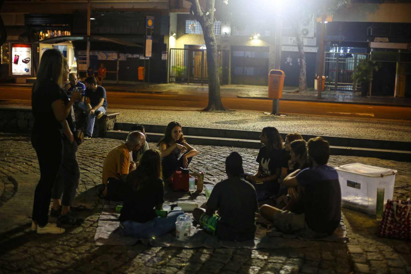 Diálogo Com Moradores De Rua Colabora 8732