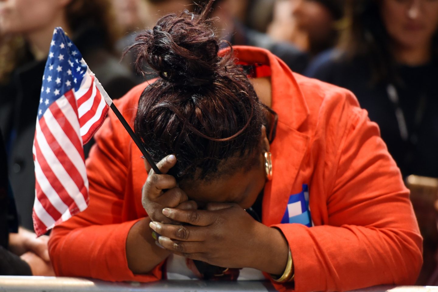 Eleitora democrata lamenta a surpreendente vitória de Trump. Don Emmert/AFP