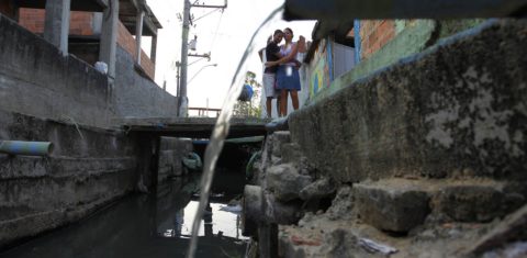A Zona Oeste representa 48% do território carioca e concentra 1,7 milhão de habitantes (cerca de 27% da população do Rio), com alguns dos bairros mais pobres da cidade. Foto de Custódio Coimbra