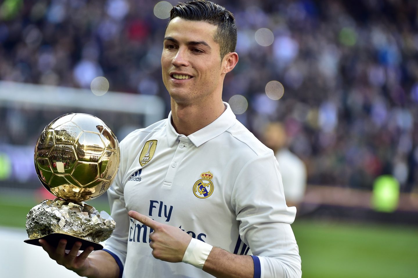 Dados da organização sem fins lucrativos Do Something.org apontam Cristiano Ronaldo como o primeiro colocado em doações em 2015. Foto de Gerard Julien/AFP