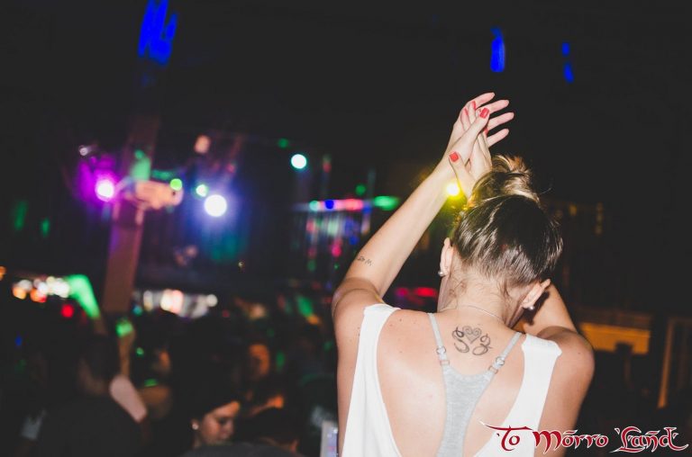 Festa To Morro Land, onde os produtores acreditam que as mulheres devem ser tratadas como qualquer cliente. Foto de Divulgação