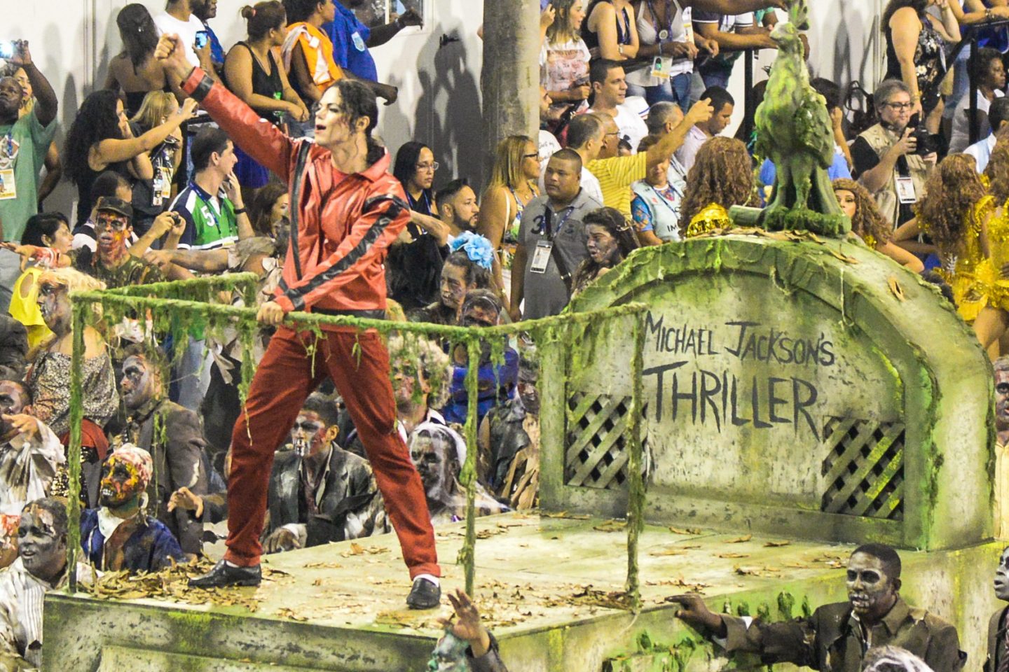 O "thriller" no desfile da Tijuca foi muito mais assustador do que havia sido planejado. Foto de Clever Felix/Brazil Photo Press