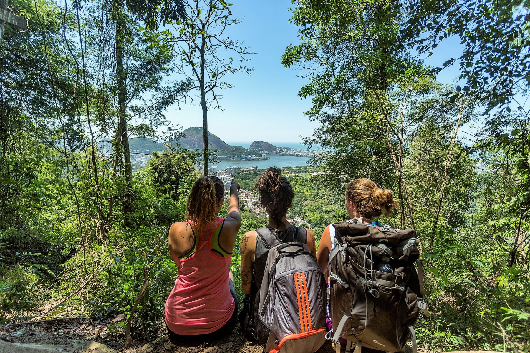 Rio de Janeiro: como é a trilha do Morro da Urca