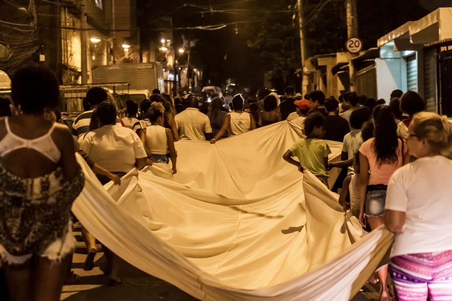 Moradores do Jacarezinho pedem paz depois de mais um conflito na comunidade esta semana. Foto Ellan Lustosa/Citizenside
