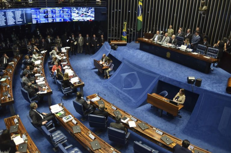 O Partido Novo e a FFP acreditam em soluções próprias para não repetir os erros do Congresso atual. Foto André Dusek/NurPhoto