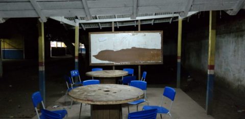 Sala de aula dos alunos do turno da manhã, na Escola Estadual de Ensino Fundamental e Médio Nossa Senhora Guadalupe, no bairro do Tapanã, em Belém.