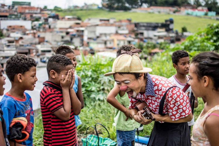Os Palhaços Sem Fronteiras estão em 15 países do mundo e chegaram ao Brasil há apenas um ano. Foto Ricardo Avelar