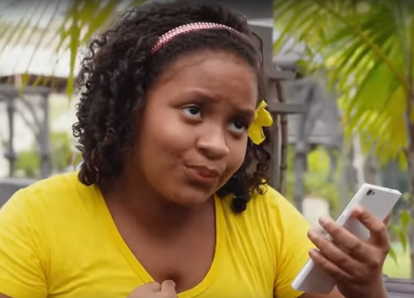 Jovem usa o aplicativo para conversar com a mãe. Foto reprodução