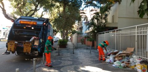 Coleta seletiva de lixo em Botafogo: carioca não separa resíduos corretamente (Foto Emanuel Alencar)