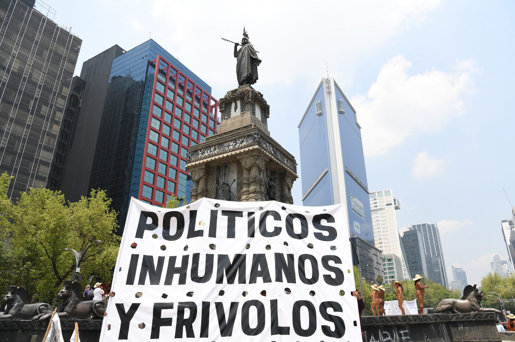 Protesto contra os políticos na Cidade do México, às vésperas das eleições (Foto Ulises Ruiz /AFP)