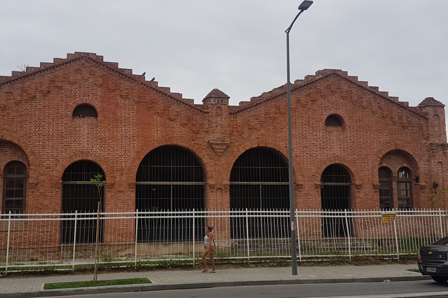 Estação Marítima da Gamboa: (hoje Vila Olímpica (Foto Oscar Valporto)