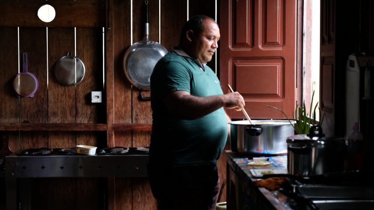 De madeireiro a protetor da floresta amazônica