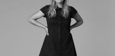Jessica Böhme com o vestido que pretende passar a vida toda (Foto: Divulgação / André Groth)