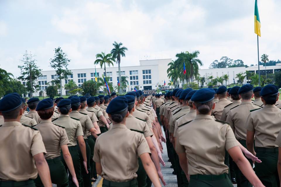 Mulheres e homens no Exército. Foto: Exército Brasileiro/Facebook/Reprodução