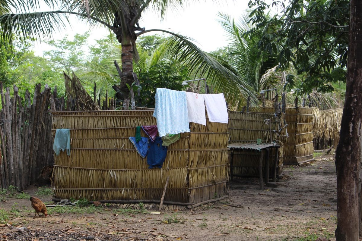 Um dos chuveiros no quintal de Dona Julia: fartura para receber os peregrinos. Foto: Yuri Fernandes 