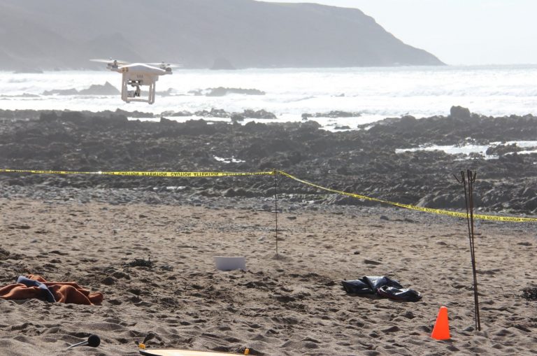 Drone usado em pesquisa para localização e retirada de lixo que envolve cientistas de 14 países: tecnologia até para identificar resíduos no fundo do mar (Foto: Divulgação)