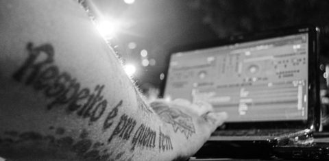 DJ na Roda cultural do Meier: "Respeito é pra quem tem". Foto Thiago Ripper