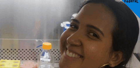 A pesquisadora Janaína Rosa de Souza: composto a base de molécula de vegetal para matar larva do mosquito transmissor da dengue (Foto; Arquivo Pessoal)