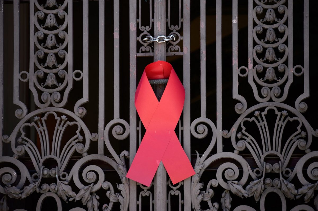 Como explicar o retrocesso do governo Bolsonaro em relação ao HIV/AIDS?