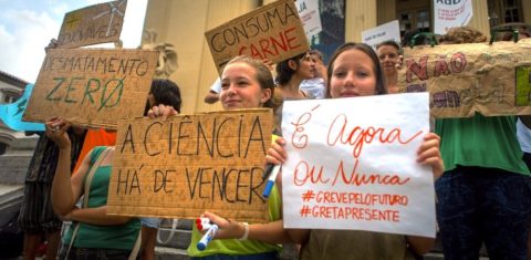Manifestação da Fridays For Future pela emergência climática em maio no Rio: movimento em crescimento (Foto: Divulgação)
