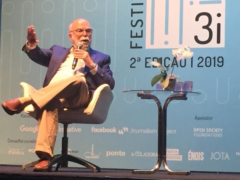Rosental Calmon Alves, professor da Universidade do Texas e diretor do Knight Center for Journalism in the Americas, em palestra de abertura do Festival 3i: o jornalismo tem futuro e passa por organizações de mídia digitais e independentes (Foto: Agostinho Vieira)