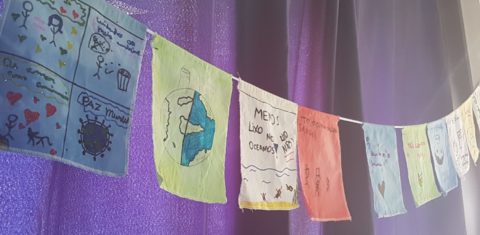 Desenhos feitos por educadores no workshop do método "Aprendizagem See", em São Paulo: foco no cultivo das competências sociais e emocionais (Foto: Florência Costa)