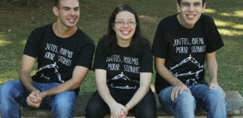 Da esquerda para a direita: Nicolas, Gabriella e João, inspiração do Instituto JNG. Foto Alexandre Campbell