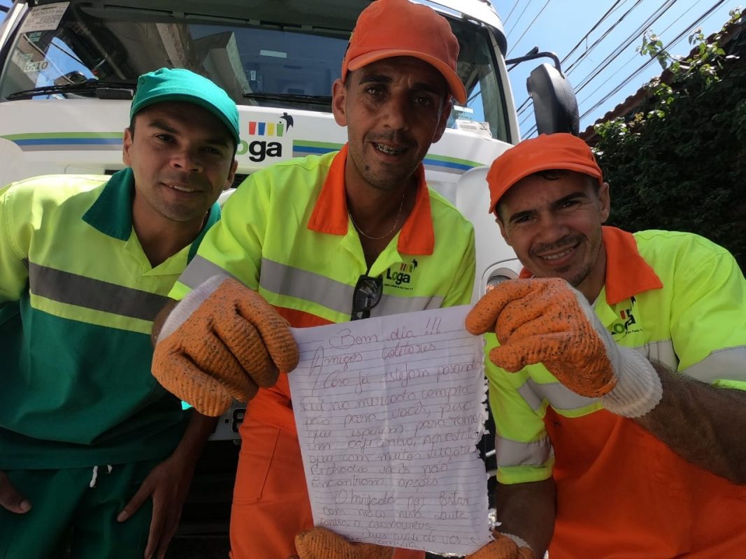 Garis, em São Paulo, recebem mensagens de apoio dos moradores. Reprodução WhatsApp