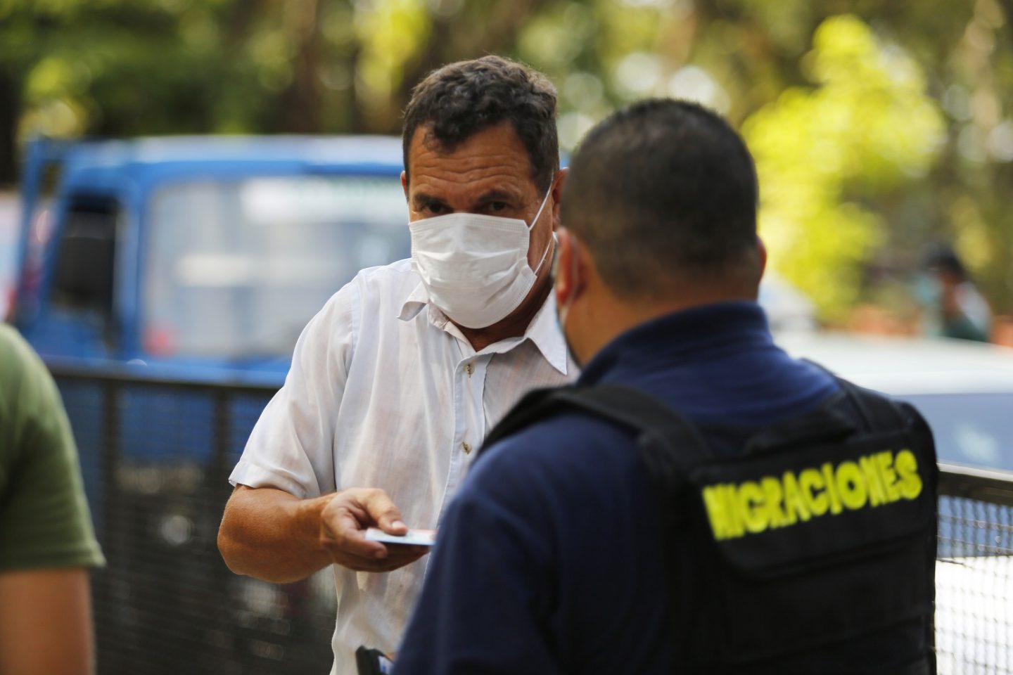 O bloqueio da Ponte da Amizade, que liga o Brasil ao Paraguai, ajudou a conter a disseminação do coronavírus. Foto Paulo Lisboa/ Brazil Photo Press/AFP