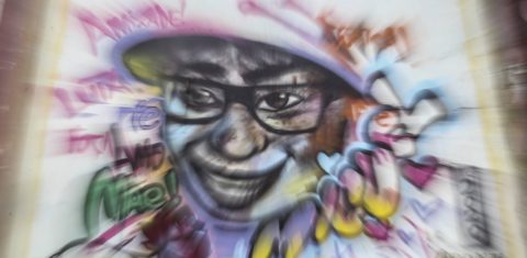 Grafite faz homenagem ao menino Miguel Otavio Santana, de cinco anos, filho da empregada doméstica Mirtes Santana de Souza, que morreu ao cair de um prédio em Recife. Foto Paulo Paiva/AGIF