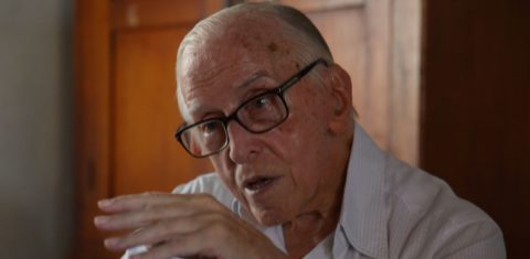 Dom Pedro Casaldáliga, bispo emérito da Prelazia de São Félix do Araguaia, em sua casa no município em 2014: legado de defesa dos indígenas, dos ribeirinhos e dos trabalhadores rurais na Amazônia (Wilson Dias/Agência Brasil)