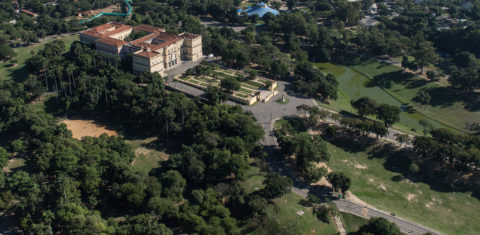 Vista aérea da Quinta da Boa Vista, um parque com 155 mil metros quadrados que sofre com o abandono. Foto Yasuyoshi Chiba/AFP