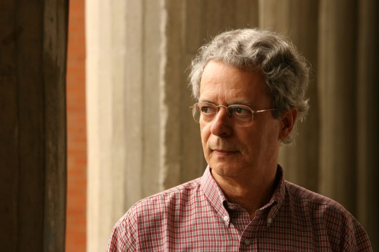 Frade Dominicano, escritor, filósofo e teóloco, Frei Betto está lançando seu 69º livro: Diário da Quarentena – 90 dias em fragmentos evocativos reúne reflexões espirituais, memórias, crônicas e contos produzidos durante a pandemia (Foto: João Laet/Divulgação)