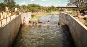Força do coletivo: comunidades driblam falta d’água causada por atraso de obras no São Francisco