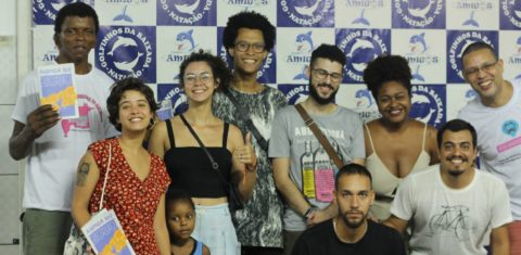 Reunião de integrantes da Agenda Queimados no começo do ano: propostas para a superação da violência (Foto: Luize Sampaio/Casa Fluminense)