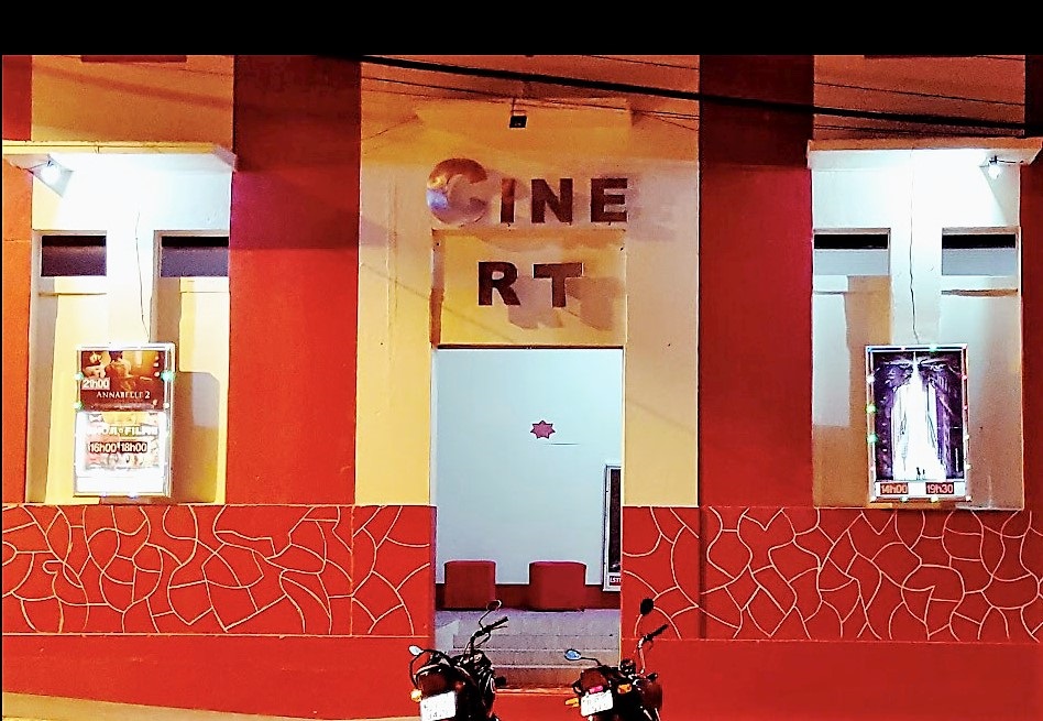 O Cine RT, a 150 km de João Pessoa, na Paraíba, é a única sala de cinema da região, com 100 lugares. Foto Arquivo Pessoal