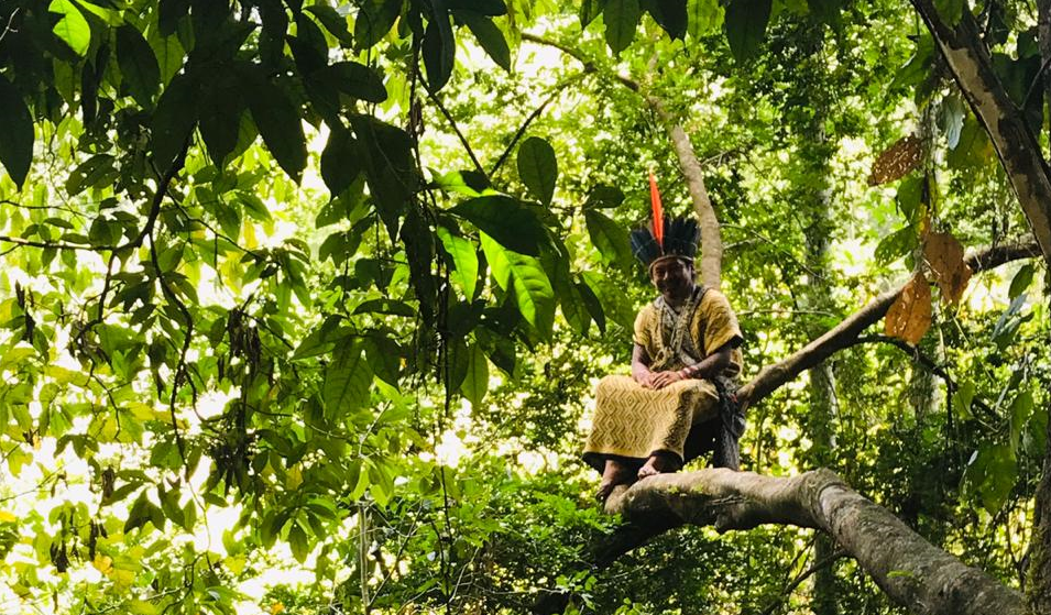 Ninawá Huni Kui, um defensor incansável do seu território, da Floresta Amazônica, da cultura e da espiritualidade do povo Huni Kui. Foto Benício Pitaguary